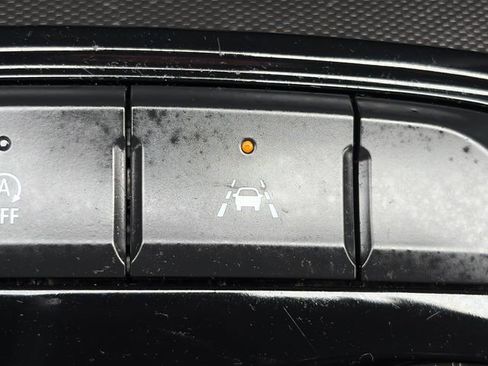 Used 2024 Buick Envista Sport Touring w/ Experience Buick Package image 46