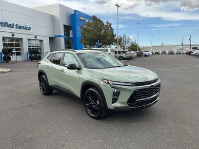 New 2026 Chevrolet Trax ACTIV w/ Sunroof Package