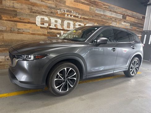 Used 2023 MAZDA CX-5 AWD 2.5 S w/ Premium Plus Pkg image 2