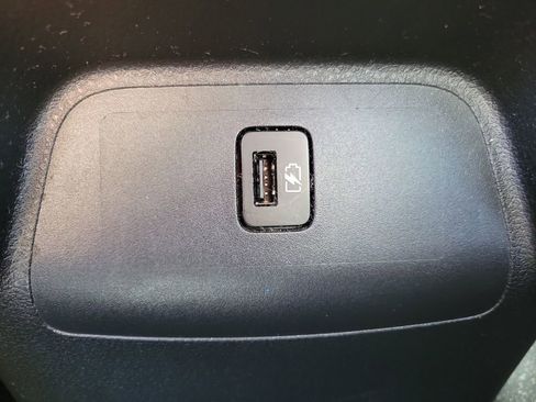 Used 2023 Nissan Sentra SR w/ SR Premium Package image 12