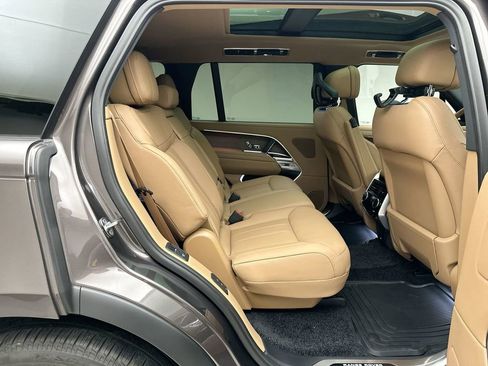 New 2026 Land Rover Range Rover Long Wheelbase SE AWD/4WD image 15