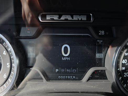 Used 2024 RAM 3500 Tradesman w/ Safety Group AWD/4WD image 22