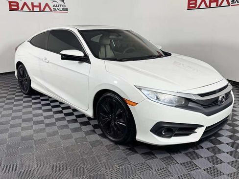 Used 2017 Honda Civic EX-T image 9