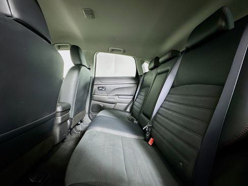 Used 2025 Mitsubishi Outlander Sport SE image 26