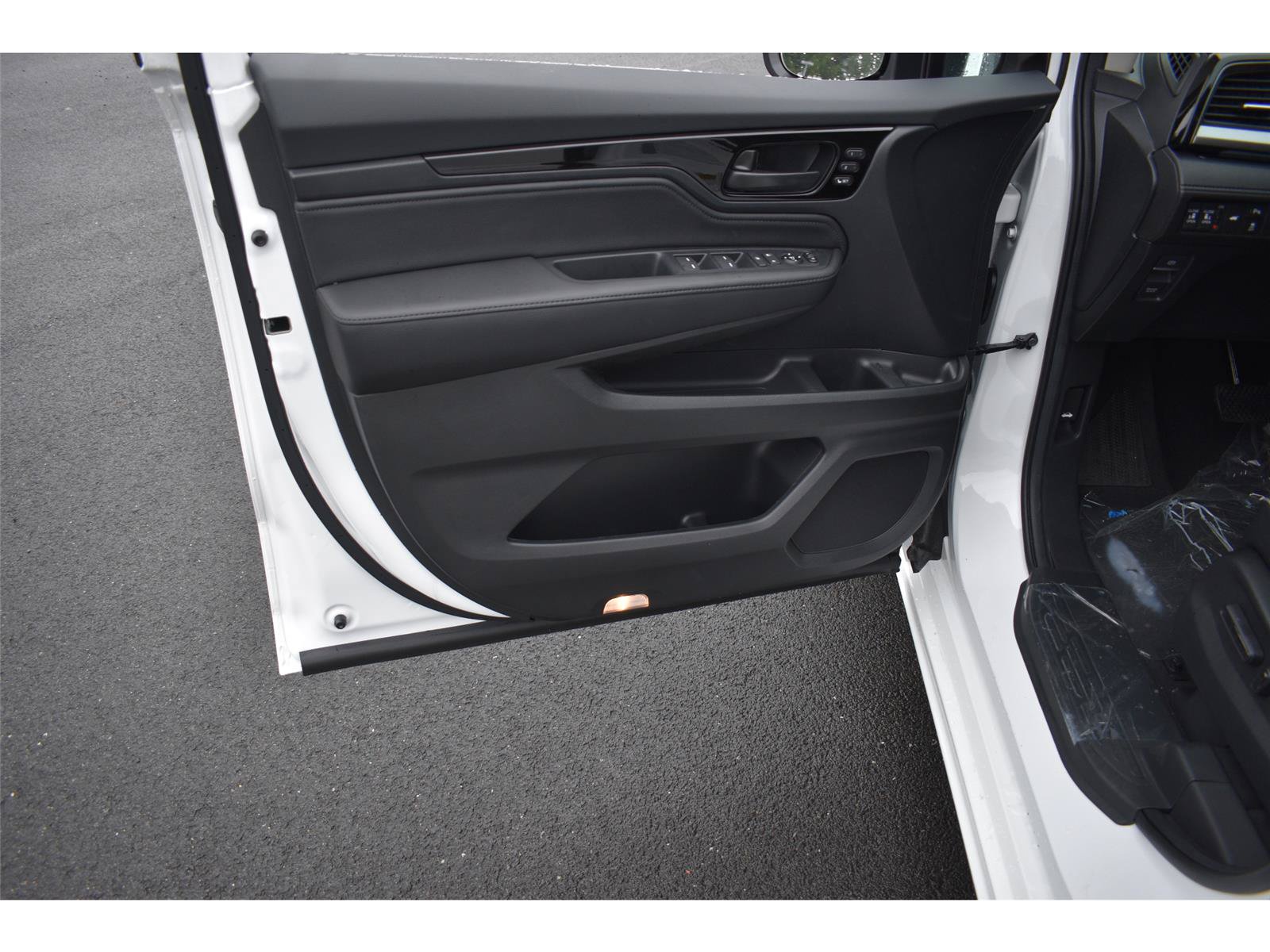 New 2027 Honda Odyssey Touring image 25