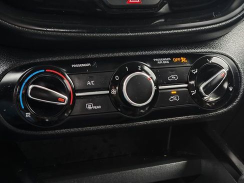 Used 2021 Kia Soul S image 27