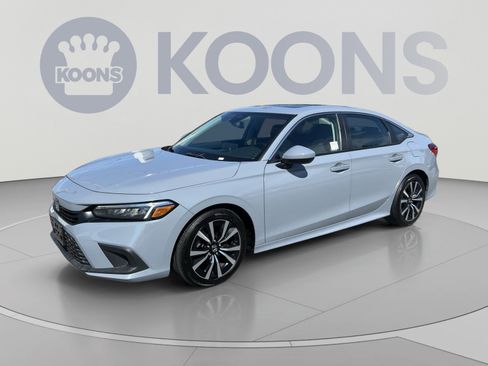 Used 2023 Honda Civic EX image 1