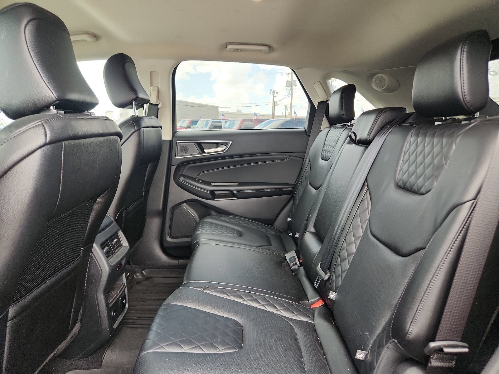 Used 2023 Ford Edge Titanium w/ Equipment Group 301A AWD/4WD image 8