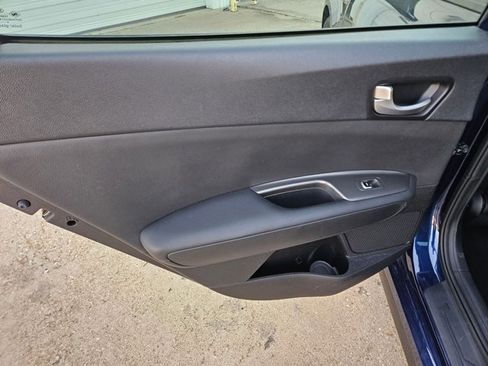 Used 2020 Kia Optima S image 12