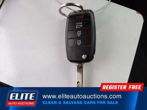 Used 2017 Kia Optima LX w/ Convenience Plus Package image 21