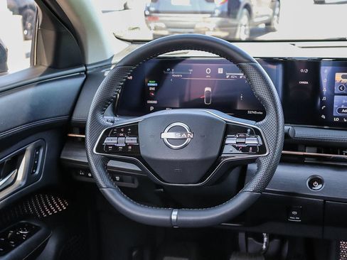 Used 2024 Nissan Ariya FWD image 15