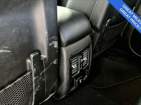 Used 2021 Jeep Grand Cherokee Laredo X image 31