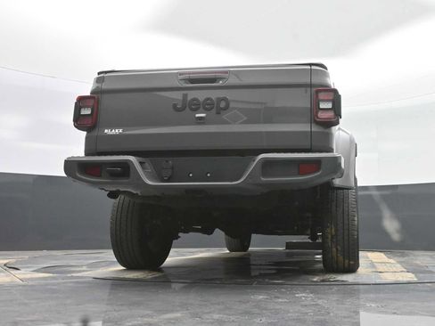 Used 2022 Jeep Gladiator Overland AWD/4WD image 33