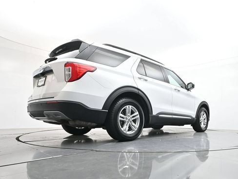 Used 2023 Ford Explorer XLT w/ Equipment Group 202A RWD image 40