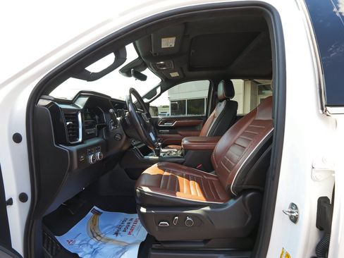 Used 2023 GMC Sierra 1500 Denali Ultimate AWD/4WD image 29