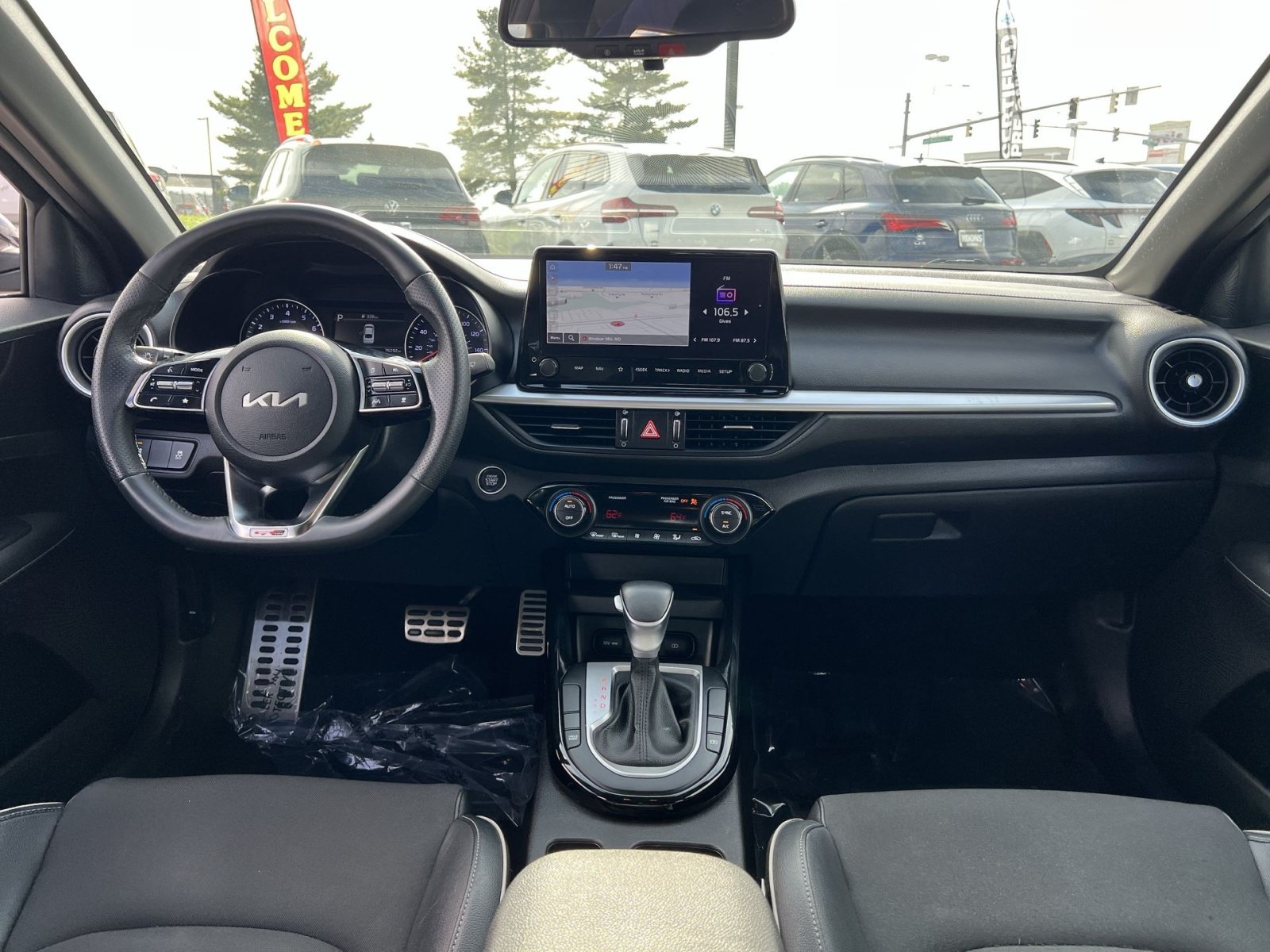 Used 2023 Kia Forte GT-Line w/ GT-Line Technology Package FWD image 23