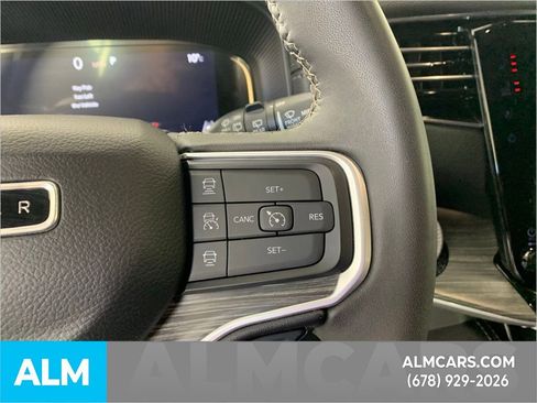 Used 2023 Jeep Wagoneer Series II image 26