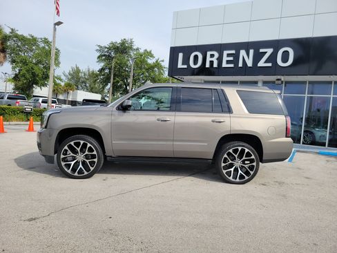 Used 2019 GMC Yukon Denali w/ Denali Ultimate Package image 8