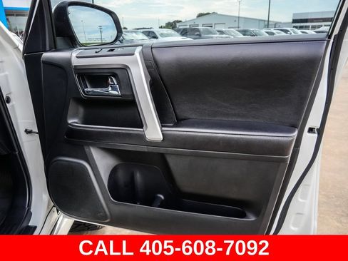 Used 2017 Toyota 4Runner Limited AWD/4WD image 47