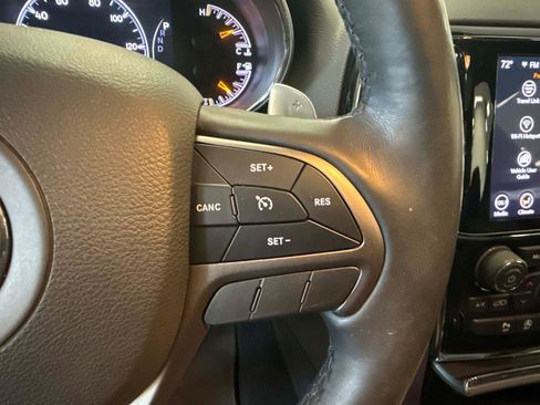 Used 2020 Jeep Grand Cherokee Limited X image 27