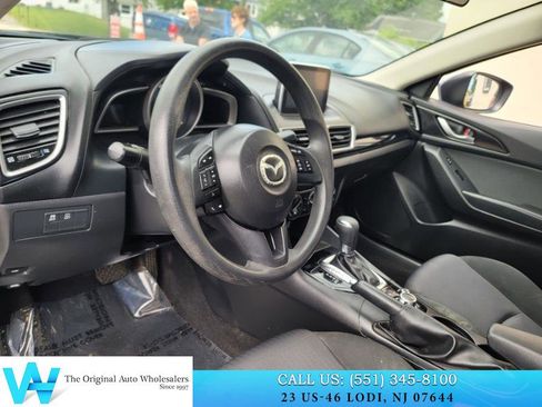 Used 2016 MAZDA MAZDA3 i Sport FWD image 9