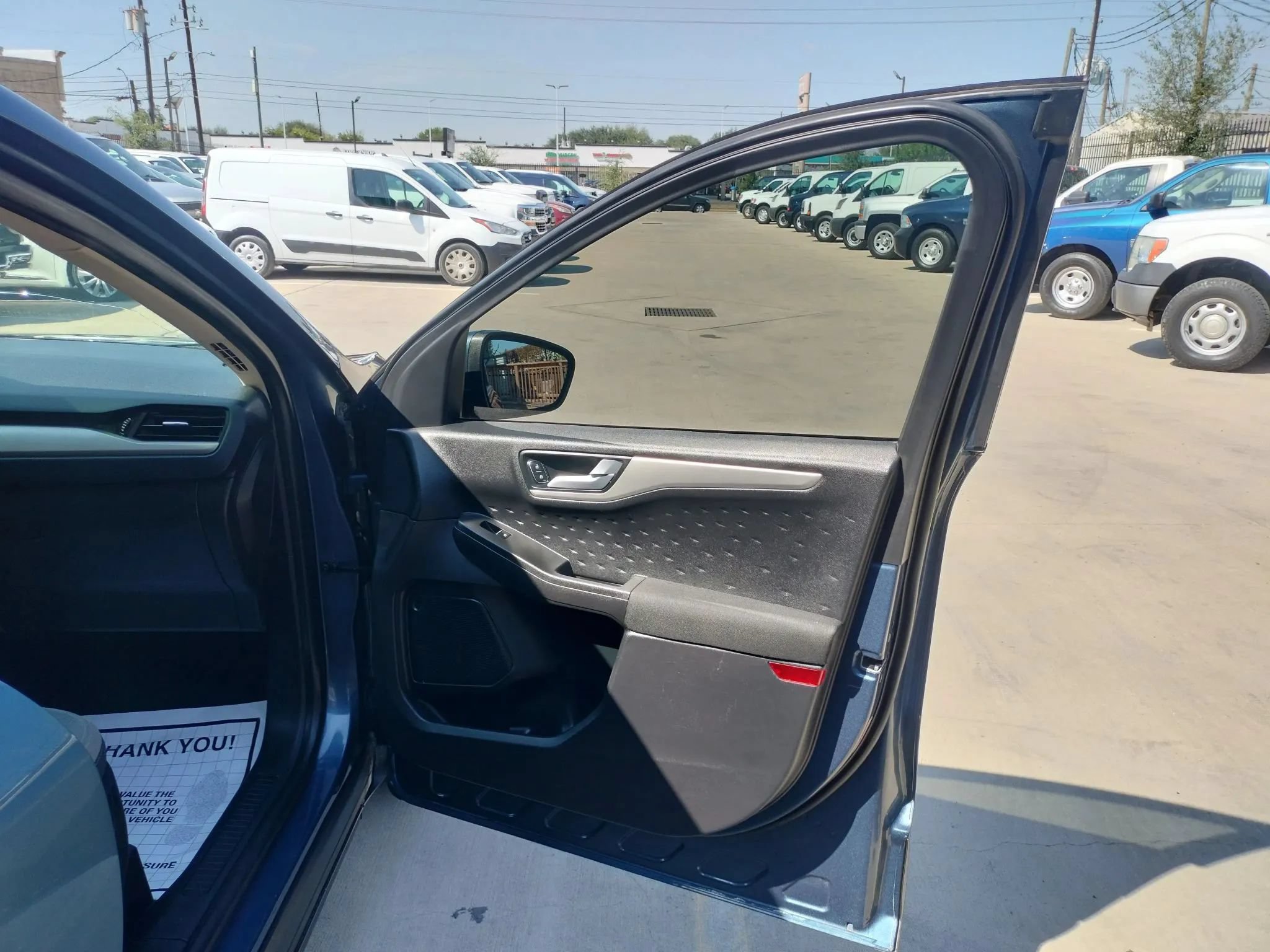 Used 2020 Ford Escape SE FWD image 30