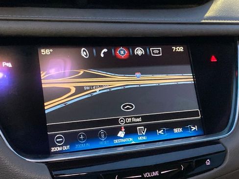 Used 2017 Cadillac XT5 Luxury w/ Driver Awareness Package image 21