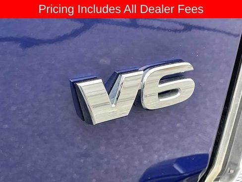 Used 2023 Toyota Tacoma TRD Sport w/ Technology Package AWD/4WD image 13