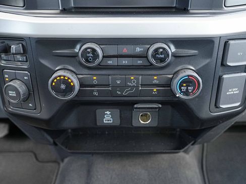 Used 2025 Ford F250 XLT AWD/4WD image 31