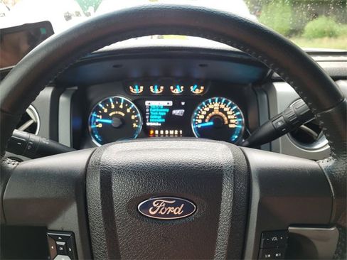 Used 2014 Ford F150 XLT w/ XLT Chrome Package image 28