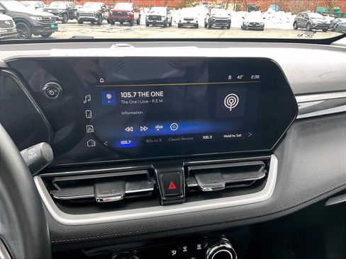 Used 2024 Chevrolet TrailBlazer LT w/ LT Cold Weather Package image 26