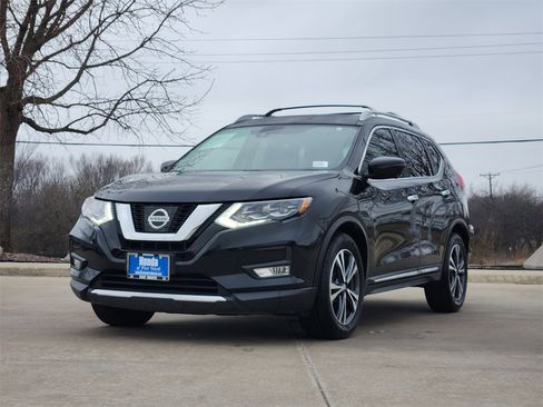 Used 2017 Nissan Rogue SL w/ SL Premium Package image 3