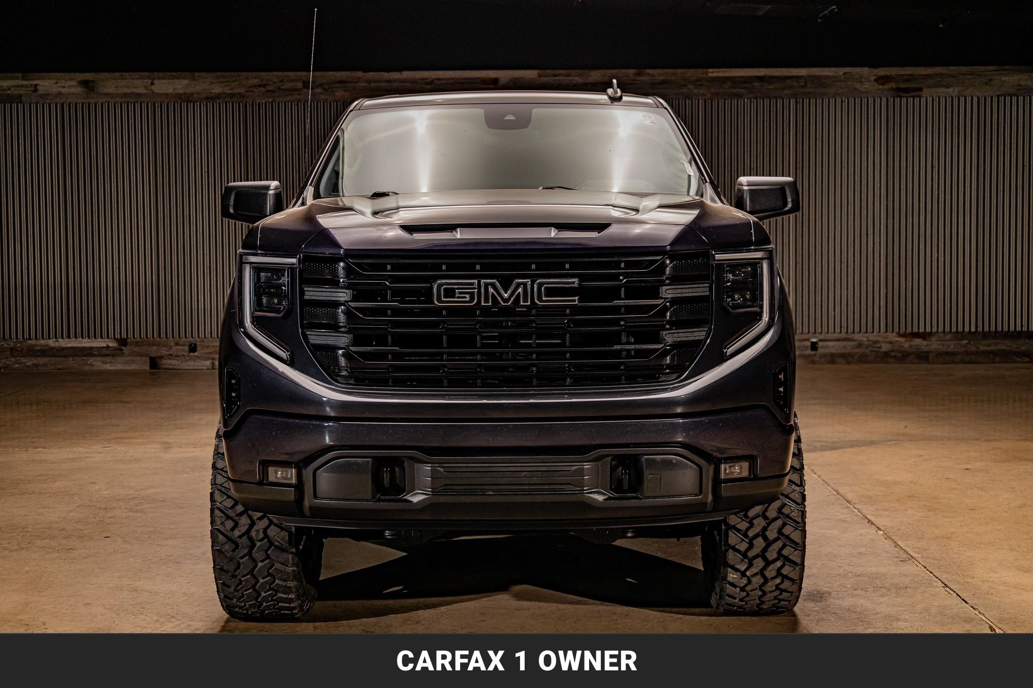 Used 2025 GMC Sierra 1500 Elevation w/ X31 Off-Road Package AWD/4WD image 4