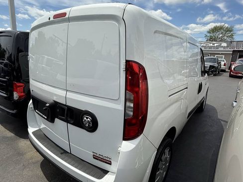 Used 2017 RAM ProMaster City Tradesman SLT w/ Rear Back-up Camera Group FWD image 5