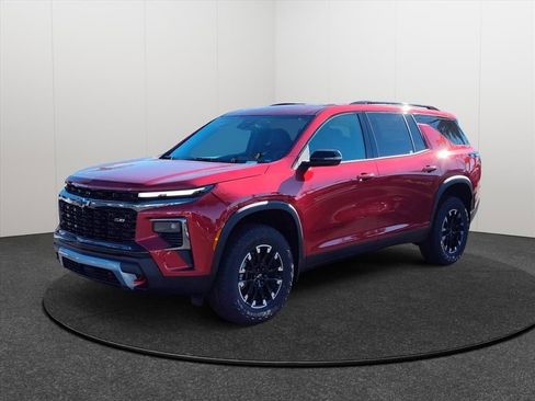 New 2026 Chevrolet Traverse Z71 w/ LPO, Floor Liner Package image 3