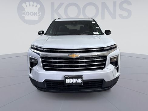 New 2026 Chevrolet Traverse LT w/ LPO, Floor Liner Package image 11