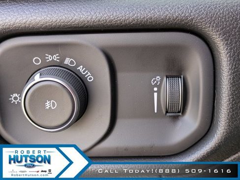 New 2026 RAM 5500 Tradesman w/ Chrome Appearance Group AWD/4WD image 24
