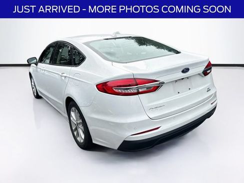 Used 2019 Ford Fusion SE FWD image 6