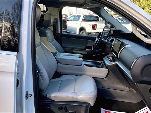 Certified 2025 Ford Expedition Max Active image 7