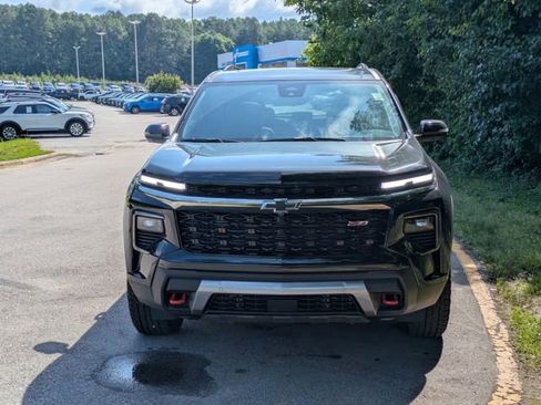 New 2026 Chevrolet Traverse Z71 w/ Enhanced Driving Package AWD/4WD image 6