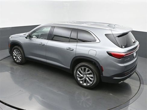 New 2026 Buick Enclave Preferred w/ LPO, Floor Liner Package image 42