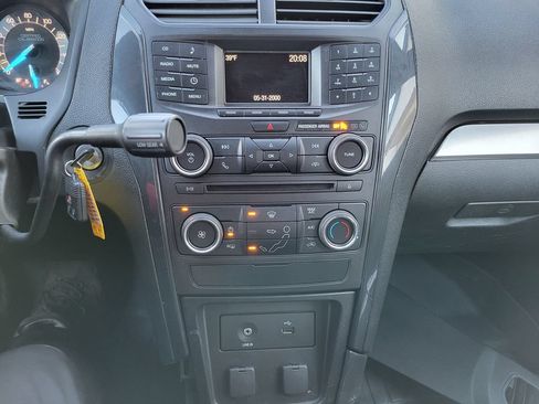 Used 2017 Ford Explorer 4WD Police Interceptor image 26