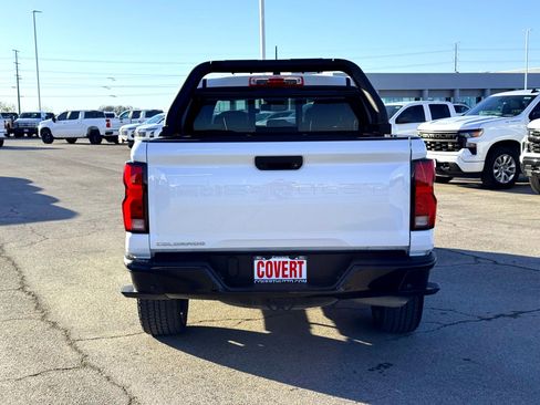 Used 2024 Chevrolet Colorado Z71 w/ Z71 Convenience Package 2 image 7