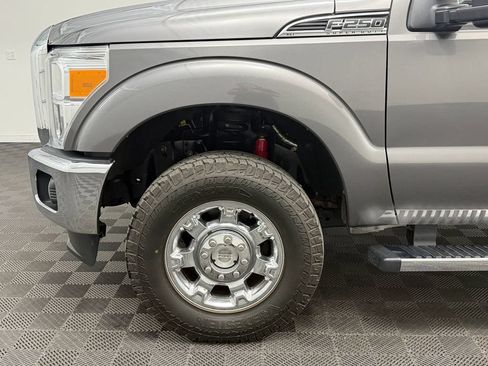 Used 2012 Ford F250 XLT w/ XLT Premium Pkg AWD/4WD image 12