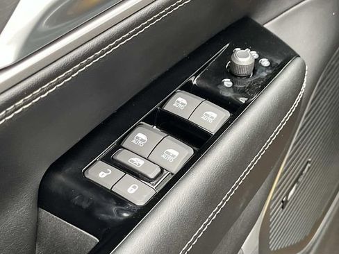 New 2026 Jeep Grand Wagoneer 4WD image 24