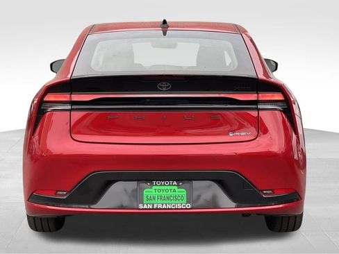 New 2026 Toyota Prius Plug-In Hybrid image 4