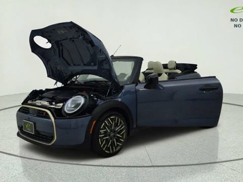 Used 2025 MINI Cooper S FWD image 12