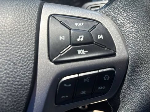 Used 2021 Ford Ranger XLT w/ Equipment Group 301A Mid AWD/4WD image 9