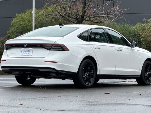 New 2025 Honda Accord SE image 4