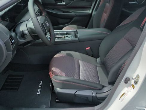 New 2026 Nissan Sentra SR w/ Floor Mat Package FWD image 11